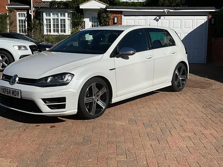 Volkswagen Golf 2014 photo 2