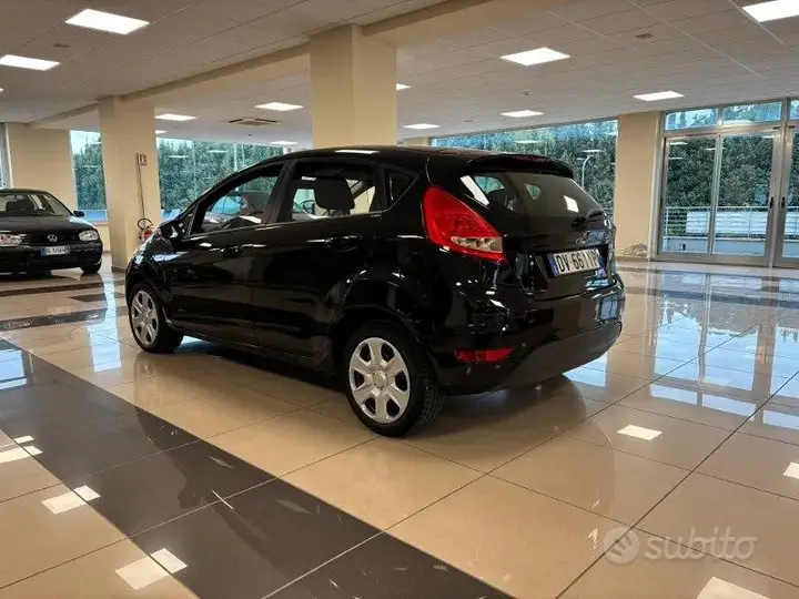 Ford Fiesta 2009 photo 4