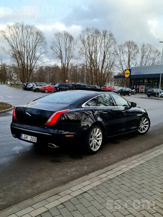 Jaguar Xj 2011 photo 4