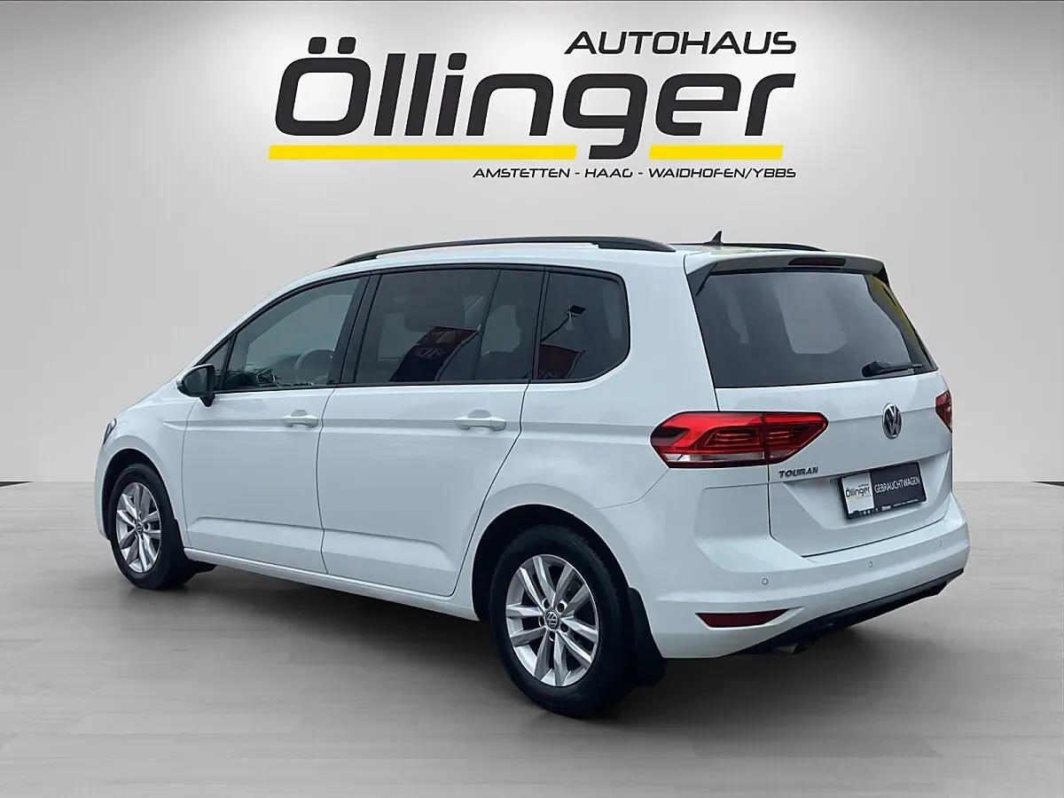 Volkswagen Touran 2019 photo 3