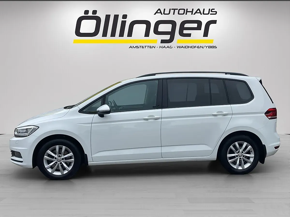 Volkswagen Touran 2019 photo 2