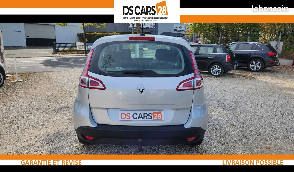 Renault Scenic 2011 photo 4