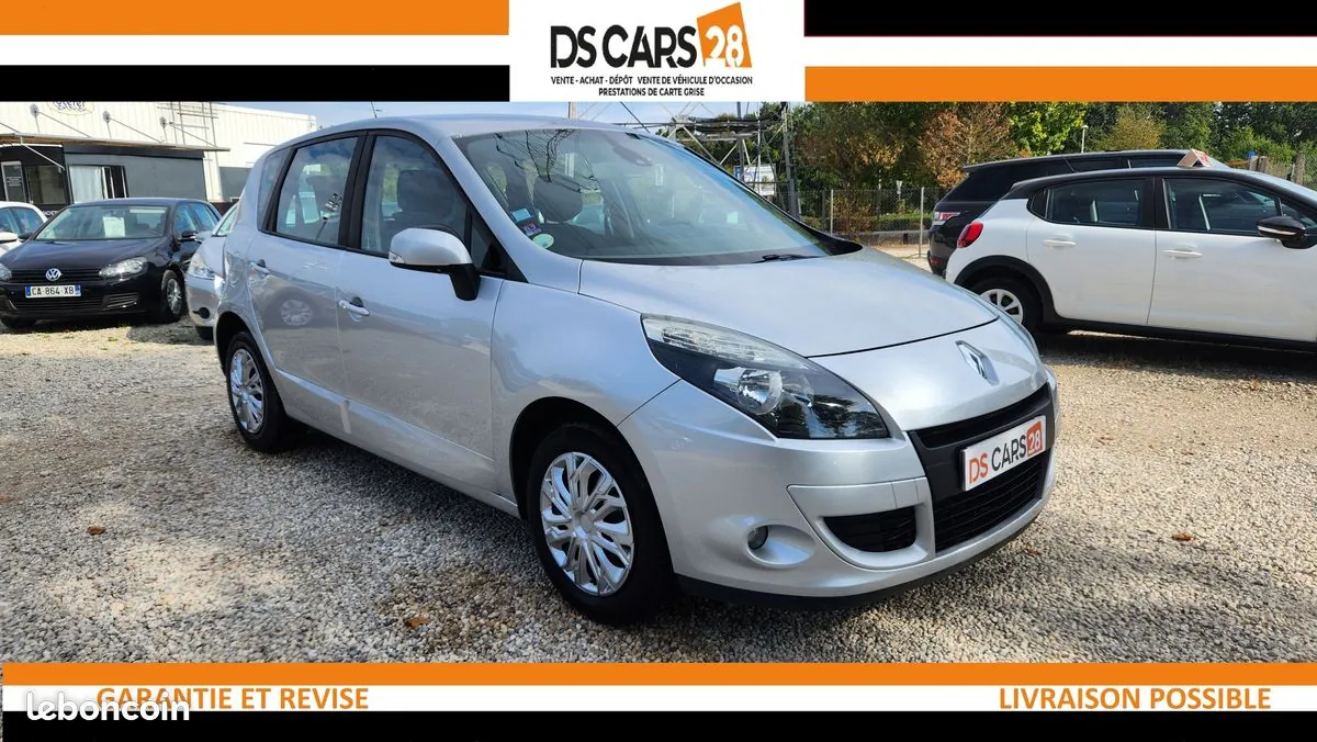 Renault Scenic 2011 photo 2