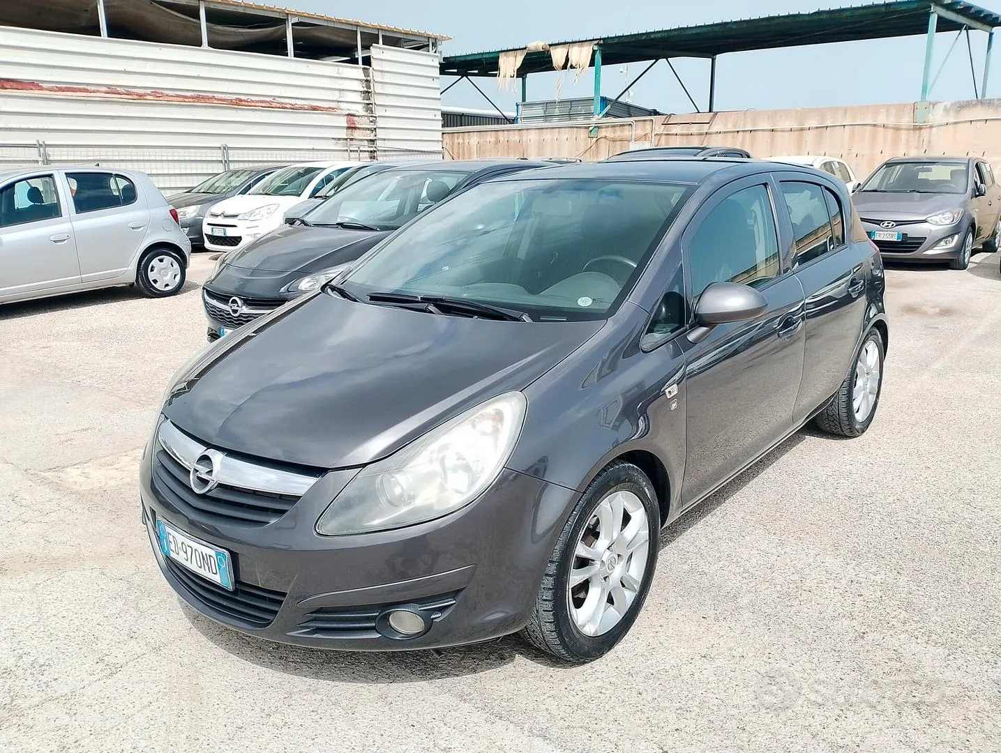 Opel Corsa 2010 photo 2