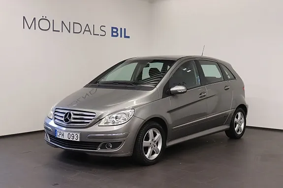 Mercedes-Benz B200