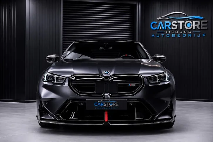 BMW 5 Series 2025 photo 2