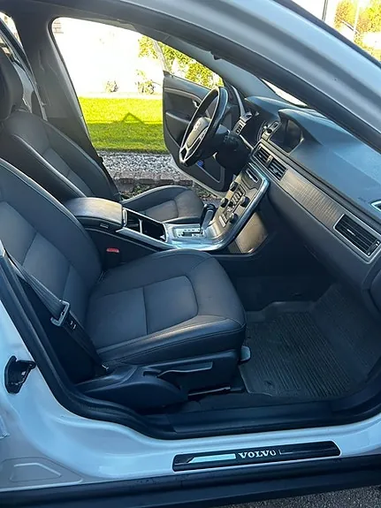 Volvo Xc70 2012 photo 3