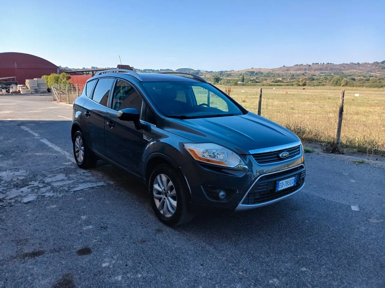 Ford Kuga 2010 photo 2