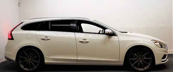 Volvo V60 2012 photo 2