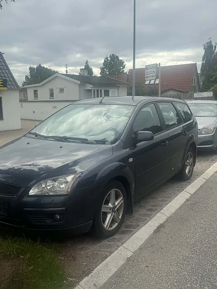 Ford Focus 2008 photo 2