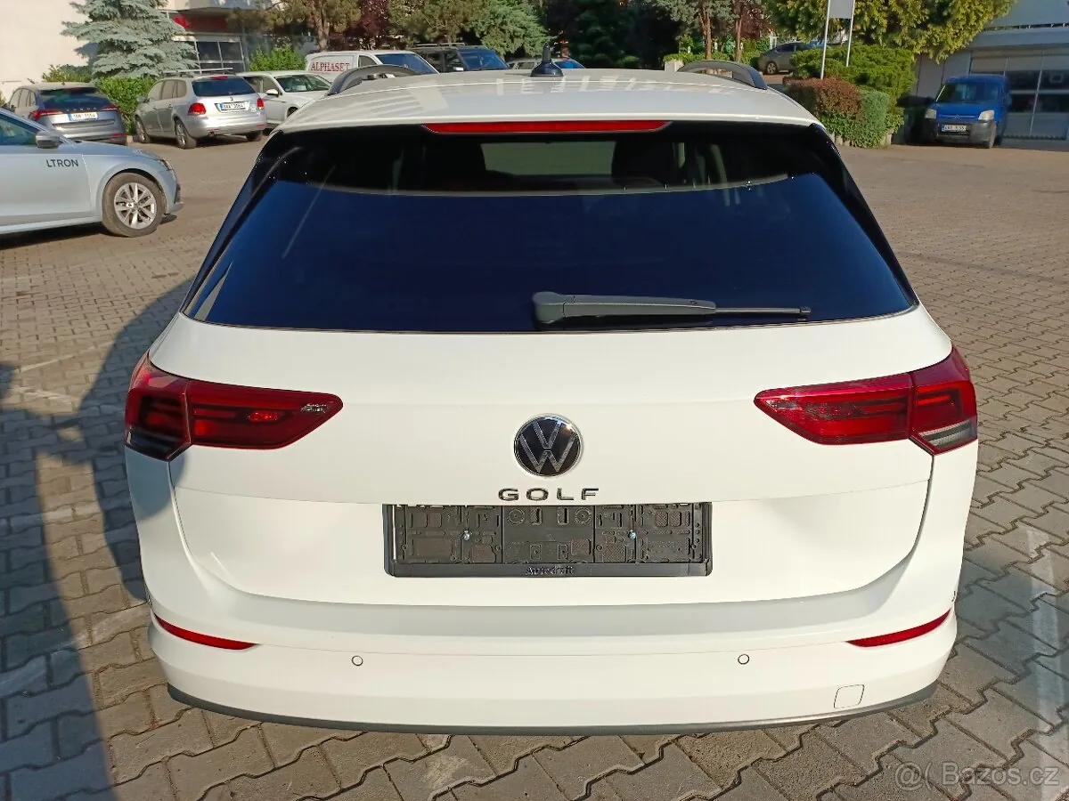 Volkswagen Golf 2022 photo 5