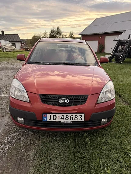 Kia Rio 2006 photo 2