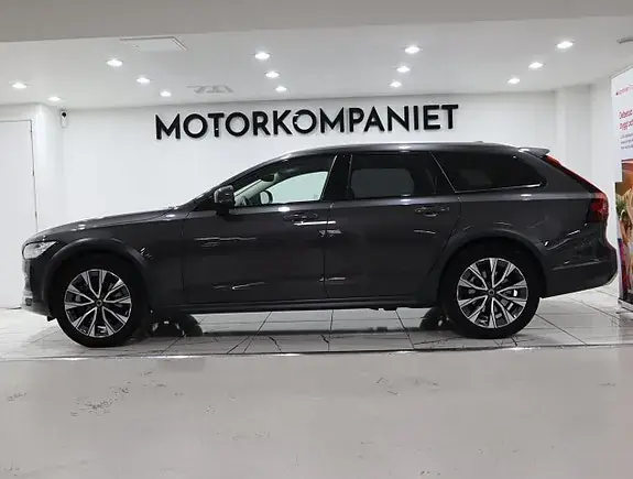 Volvo V90 Cross Country 2024 photo 3