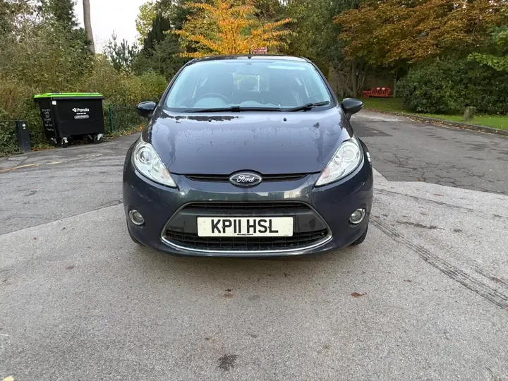 Ford Fiesta 2011 photo 3