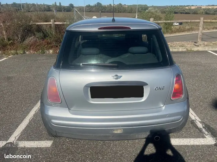 Mini One 2002 photo 5