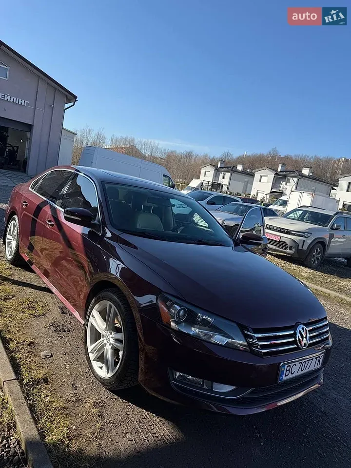 Volkswagen Passat 2013 photo 2