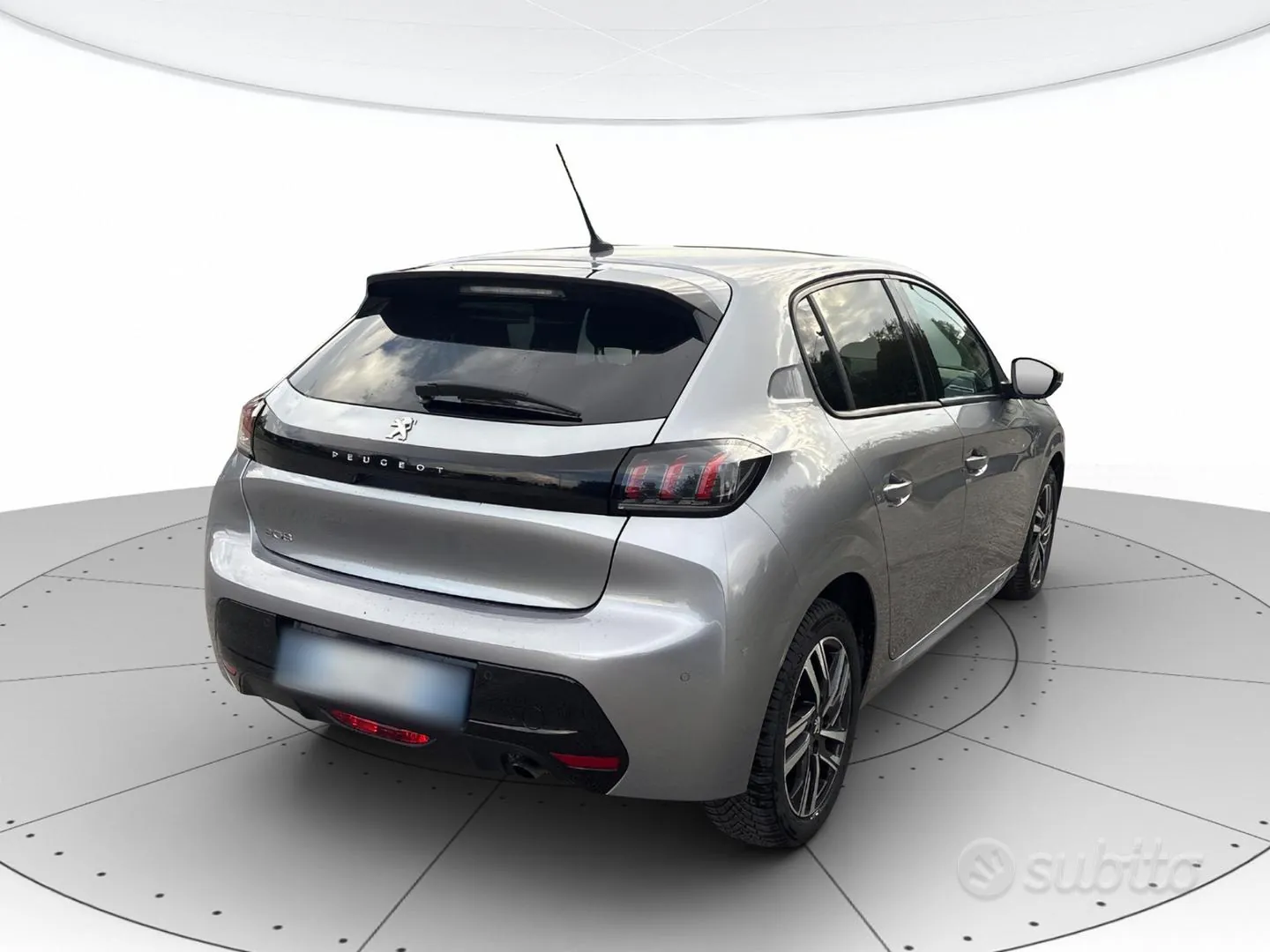 Peugeot 208 2021 photo 3