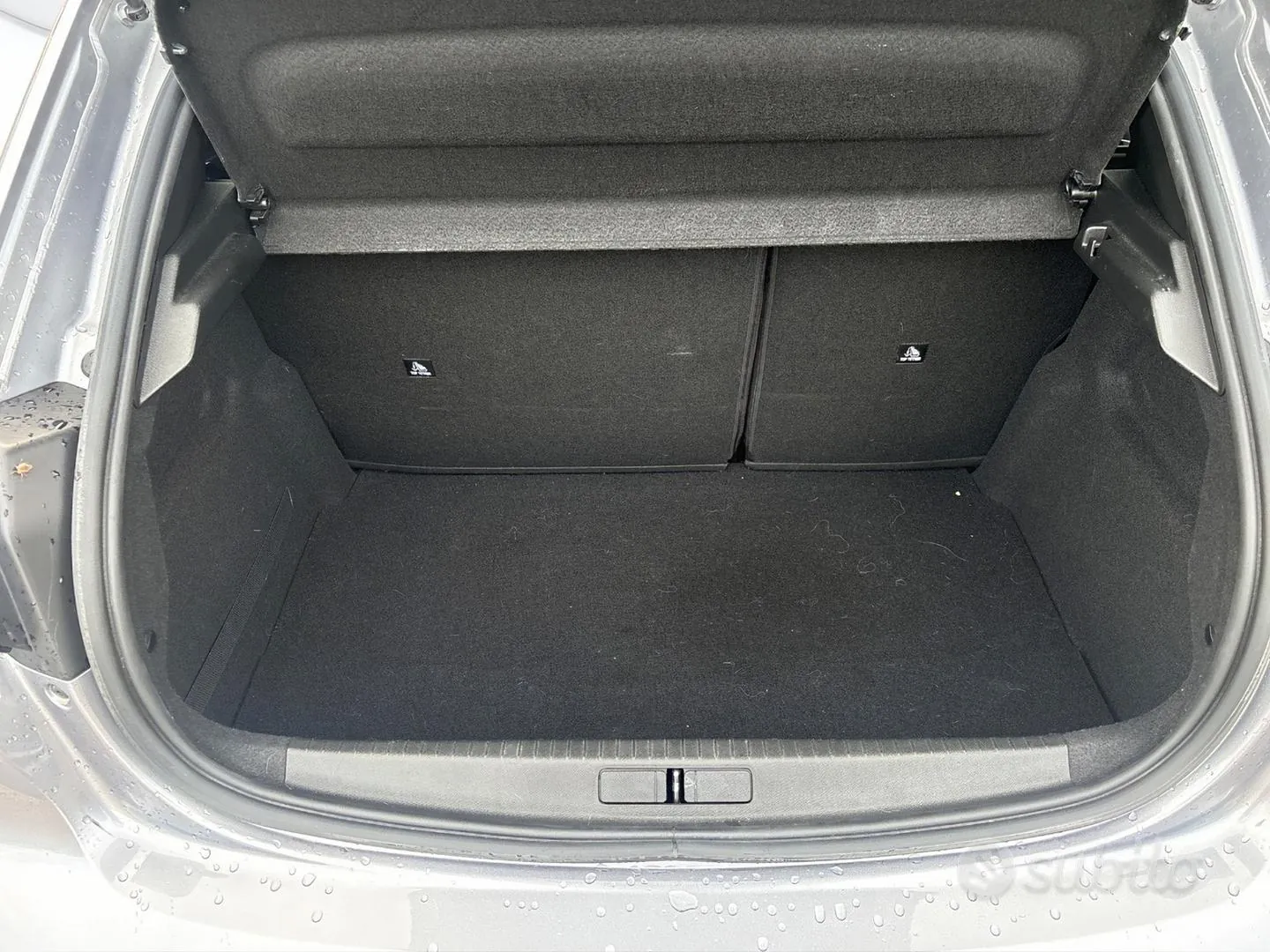Peugeot 208 2021 photo 4