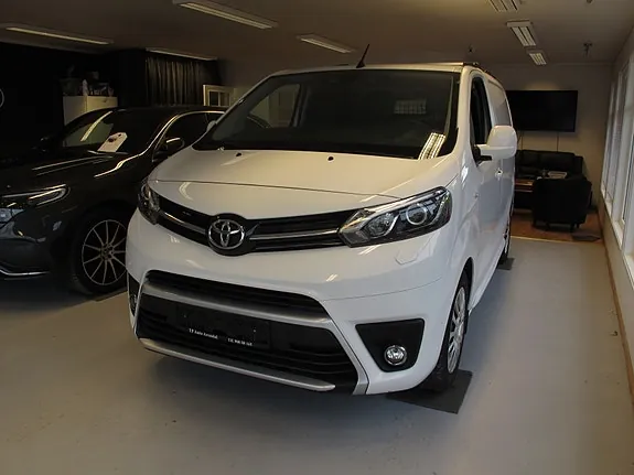 Toyota Proace 2018 photo 2