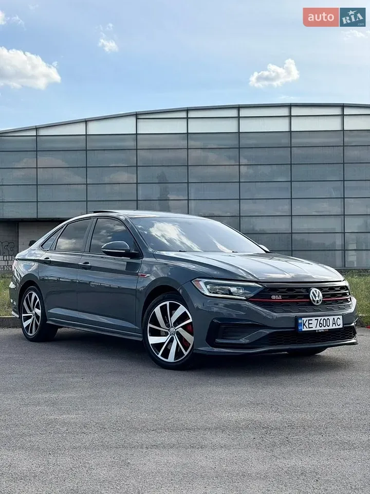 Volkswagen Jetta 2019 photo 3