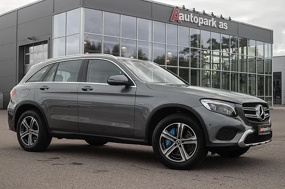 Mercedes-Benz Glc350E 2017 photo 2