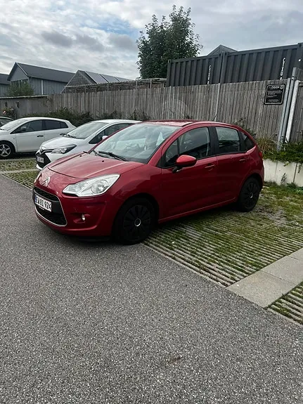 Citroen C3 2012 photo 3