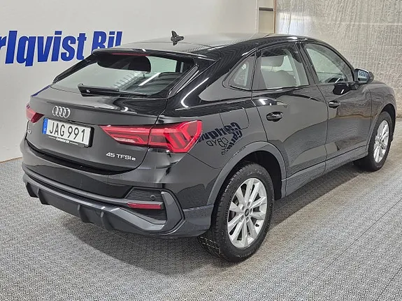 Audi Q3 2023 photo 4
