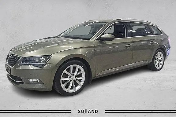 Skoda Superb 2017 photo 2