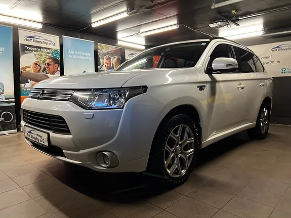 Mitsubishi Outlander 2014 photo 4