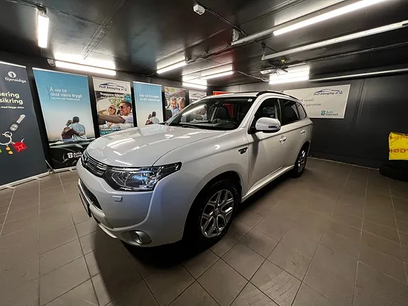 Mitsubishi Outlander 2014 photo 3
