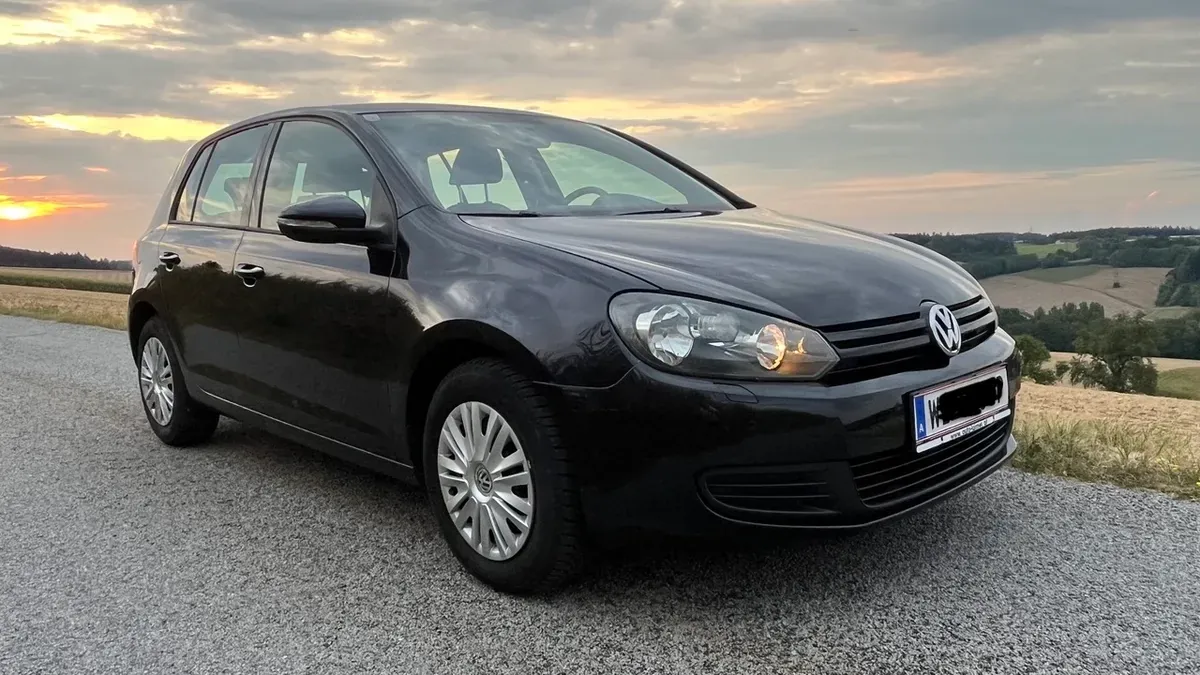 Volkswagen Golf 2011 photo 3