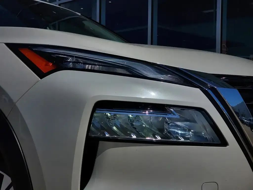 Nissan Rogue 2023 photo 3