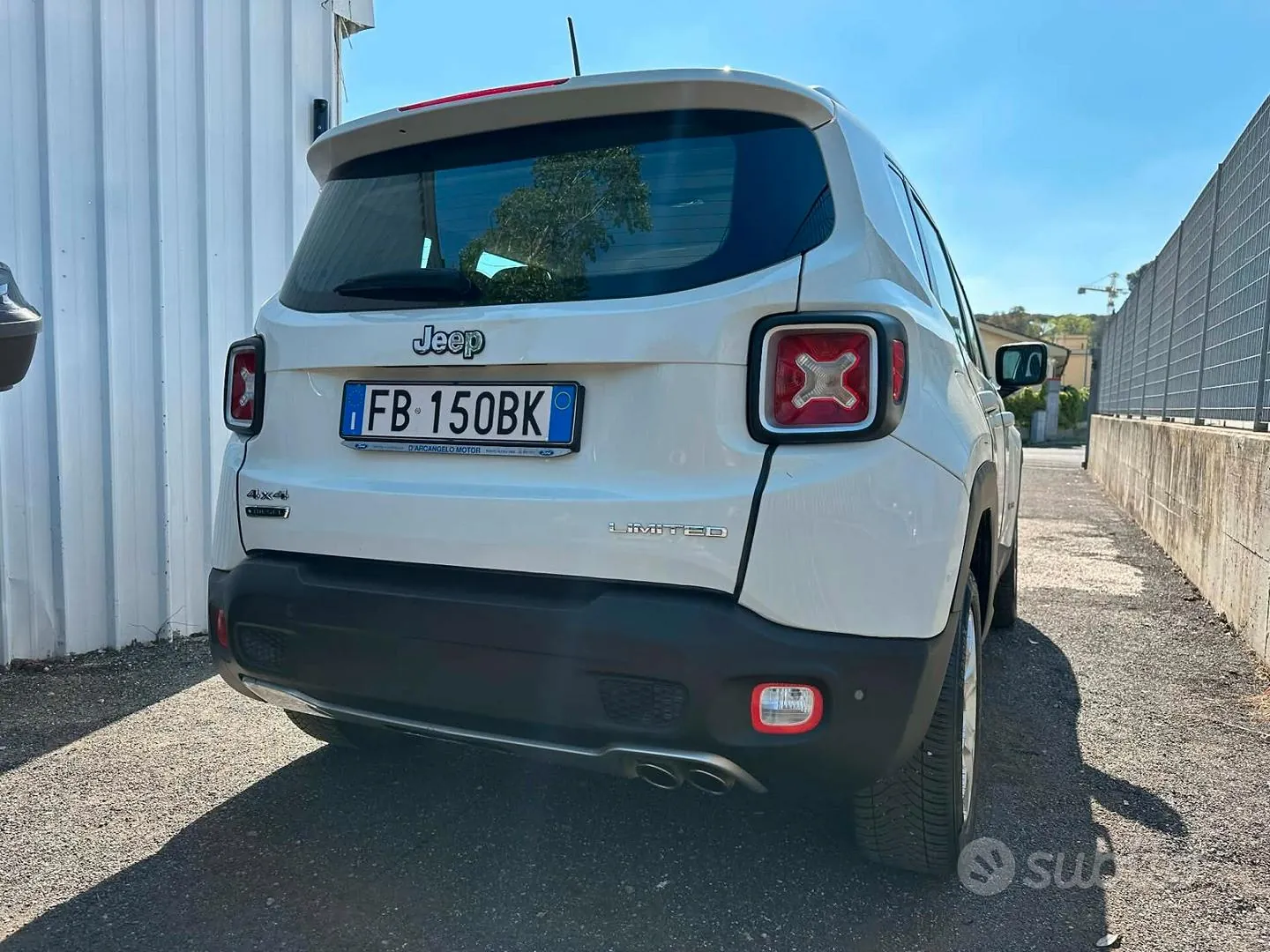 Jeep Renegade 2015 photo 4