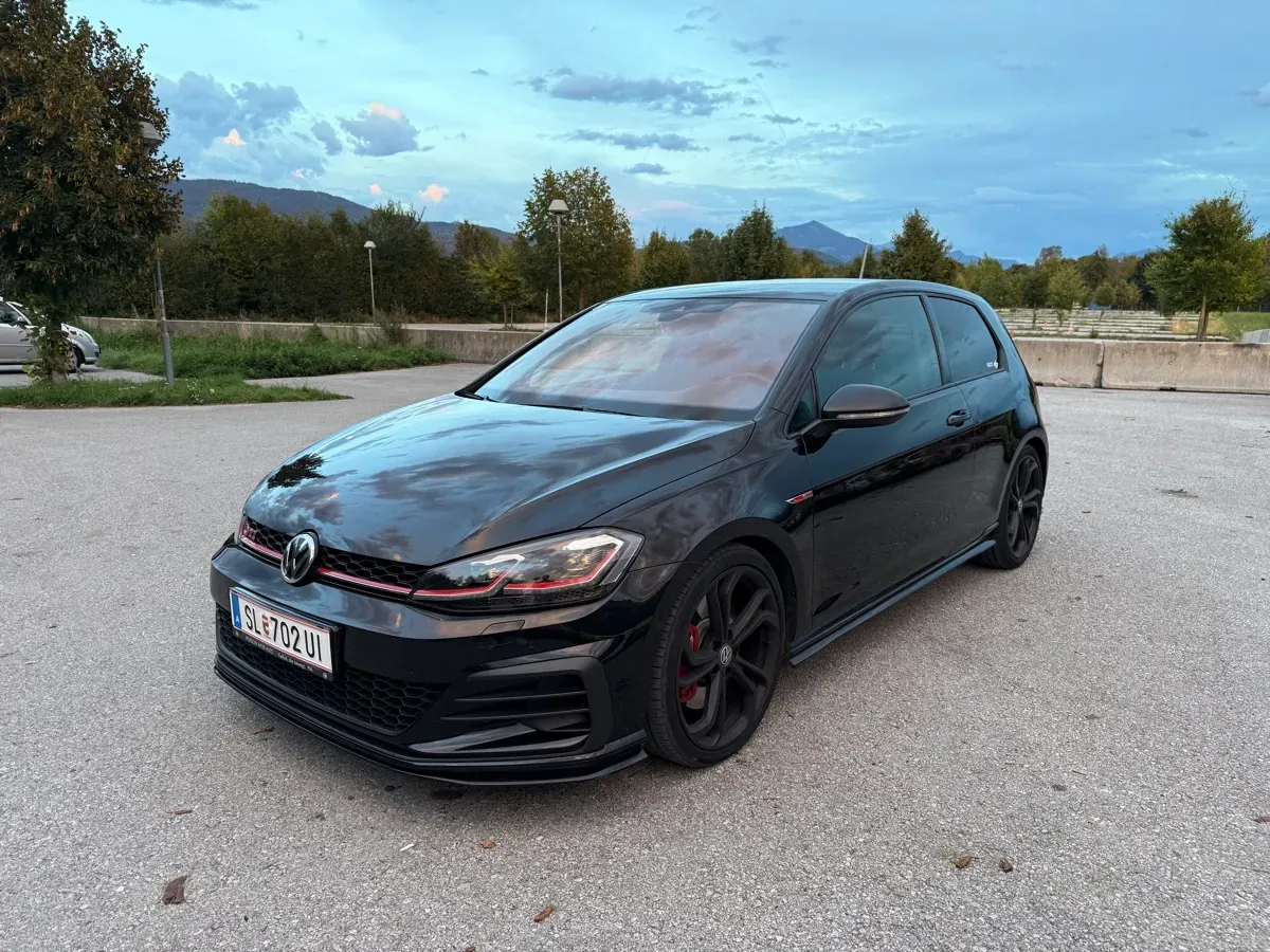 Volkswagen Golf 2019 photo 3