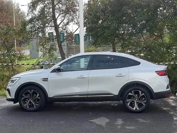 Renault Arkana 2023 photo 4