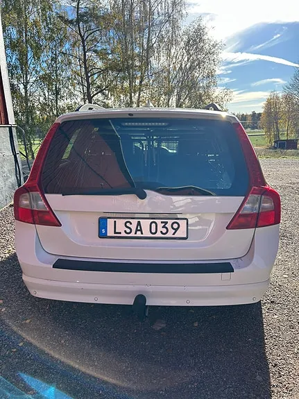 Volvo V70 2012 photo 5