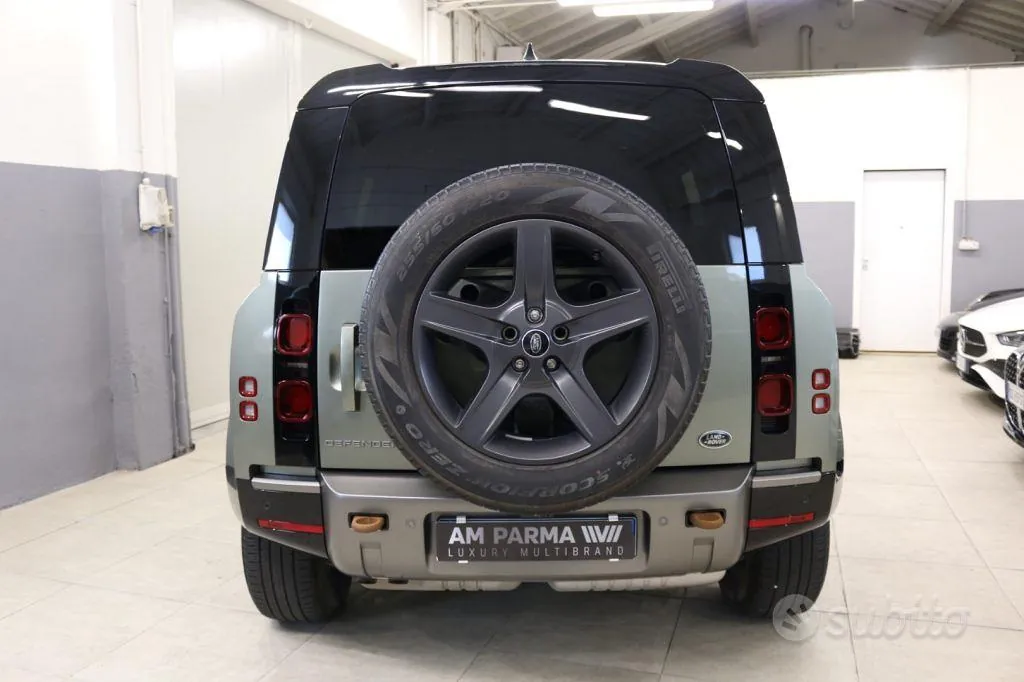 Land Rover Defender 2023 photo 5