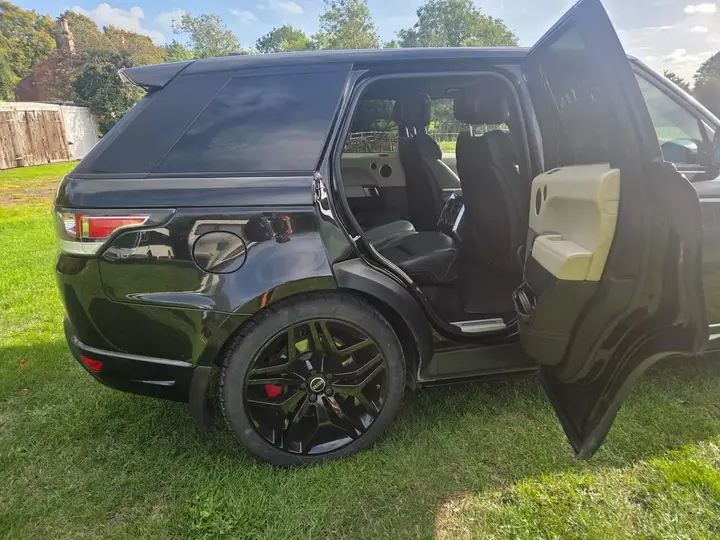 Land Rover Range Rover Sport 2015 photo 2
