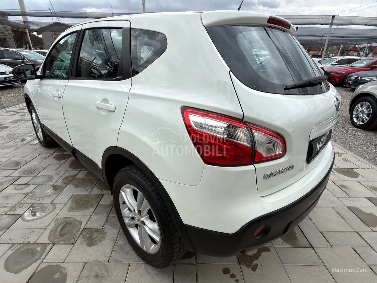 Nissan Qashqai 2010 photo 5
