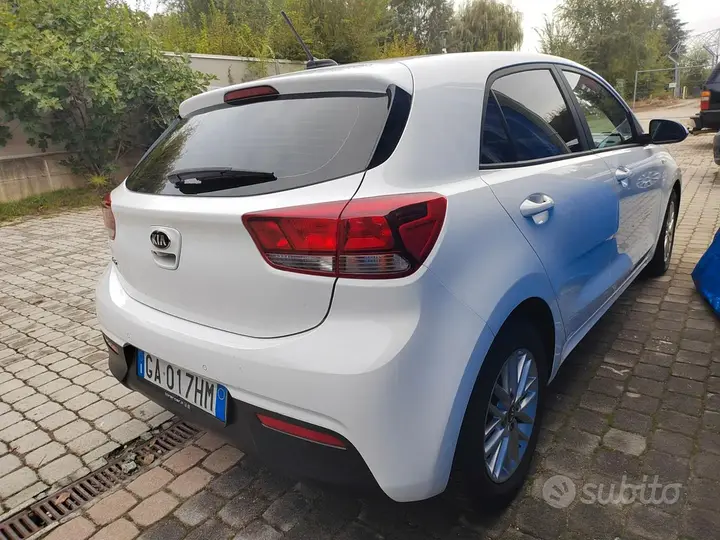 Kia Rio 2020 photo 3