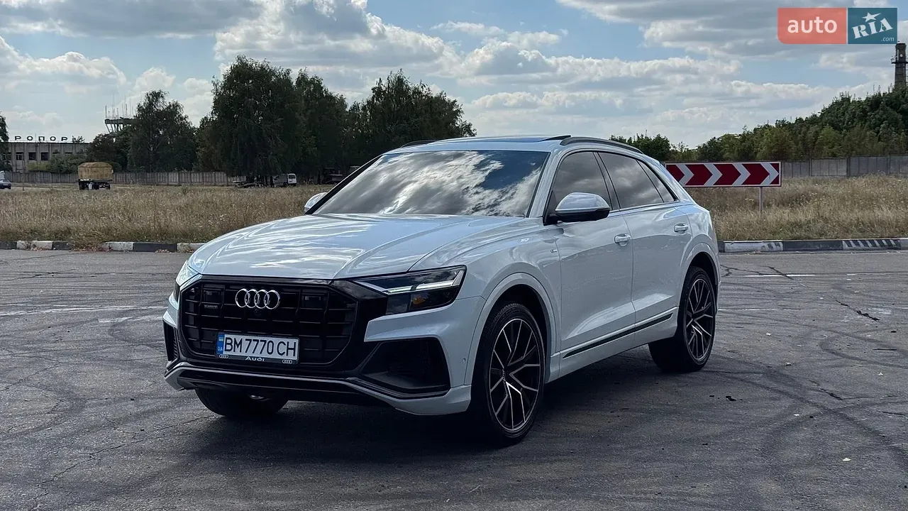 Audi Q8