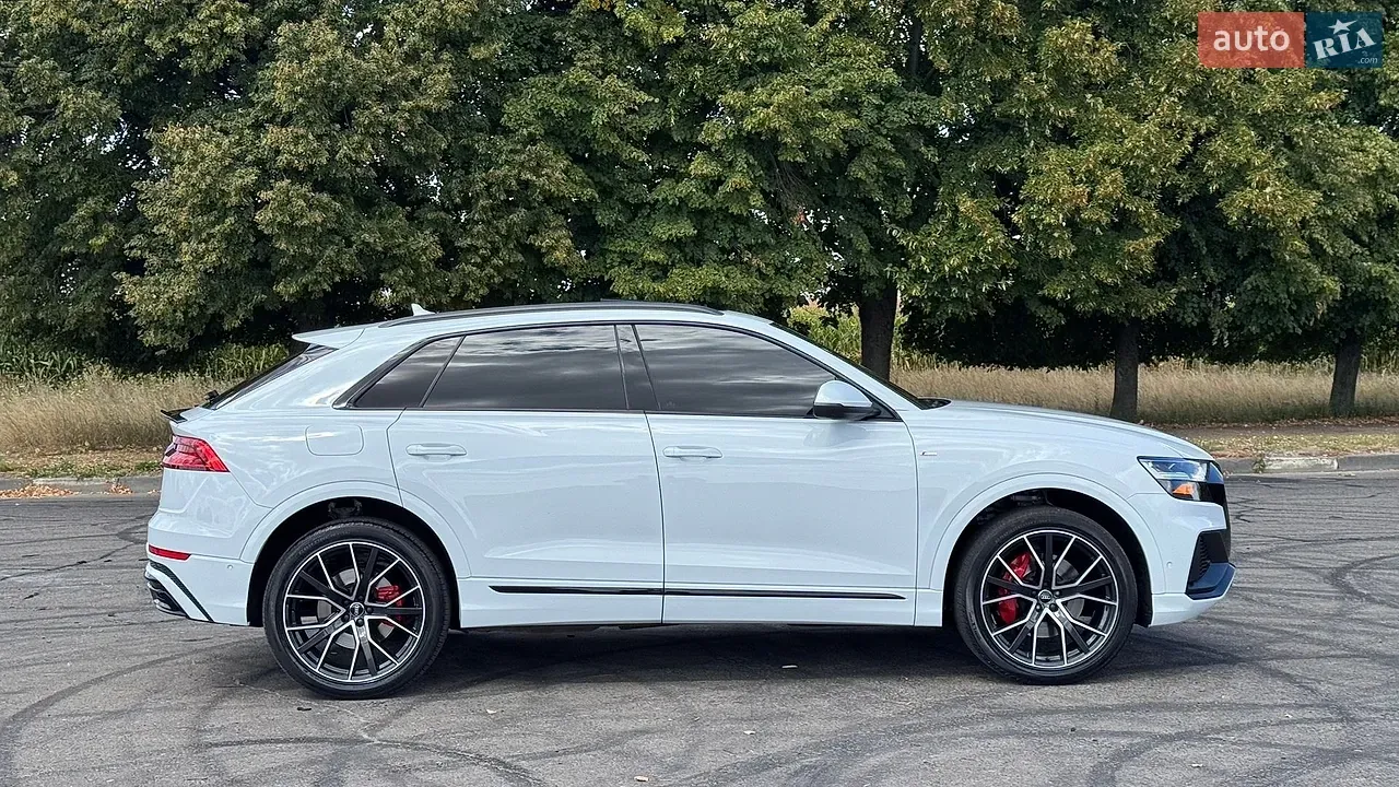 Audi Q8 2020 photo 2