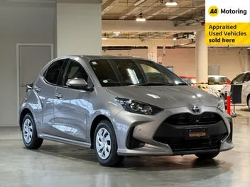 Toyota Yaris 2021 photo 2