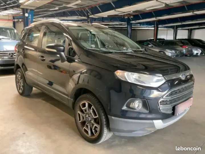 Ford Ecosport 2015 photo 2