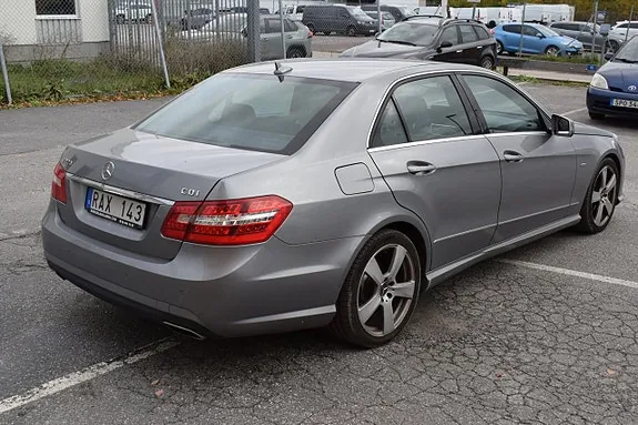 Mercedes-Benz E220 2012 photo 5