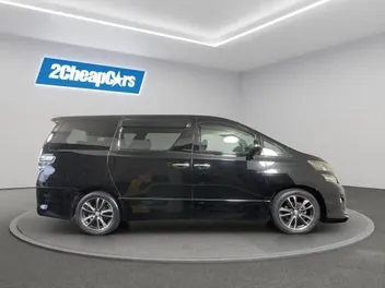 Toyota Vellfire 2012 photo 5