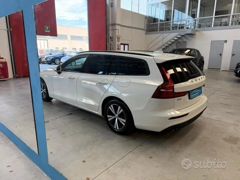 Volvo V60 2019 photo 3
