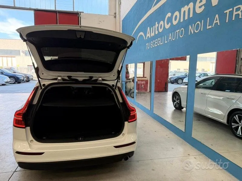Volvo V60 2019 photo 5