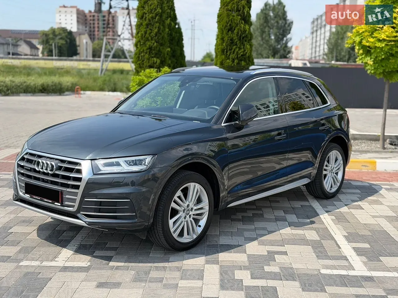 Audi Q5 2018 photo 2