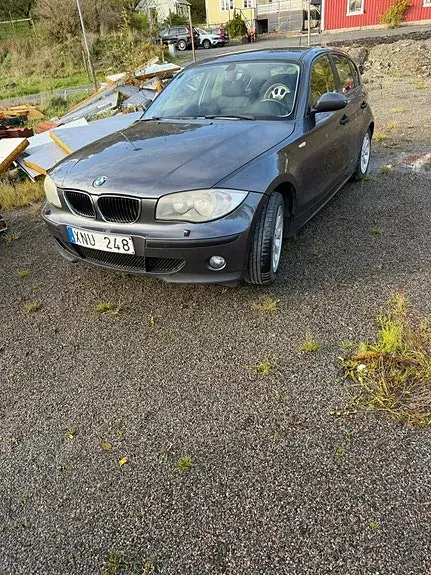 BMW 116I 2006 photo 2
